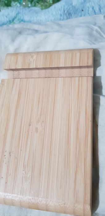 Mam do sprzedania podstawkę pod telefon