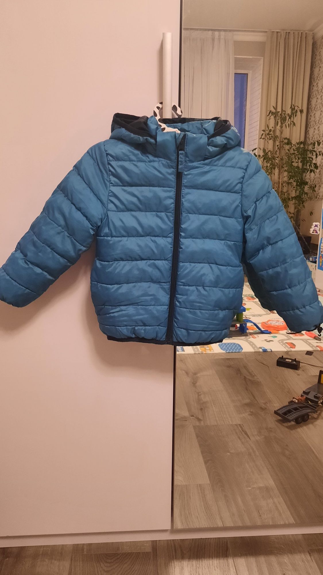 Курточка весняна демі H&M 2-4 роки