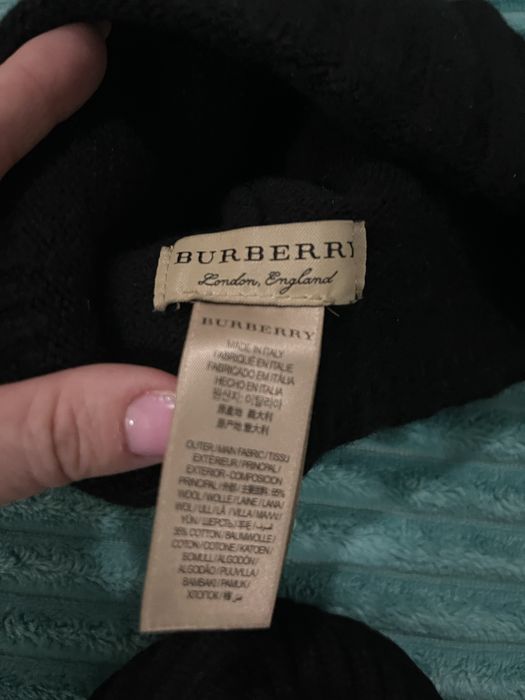 Продам шапки Armani