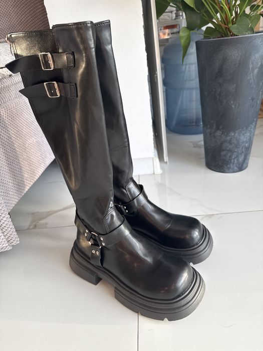 Чоботи жіночі 38-39