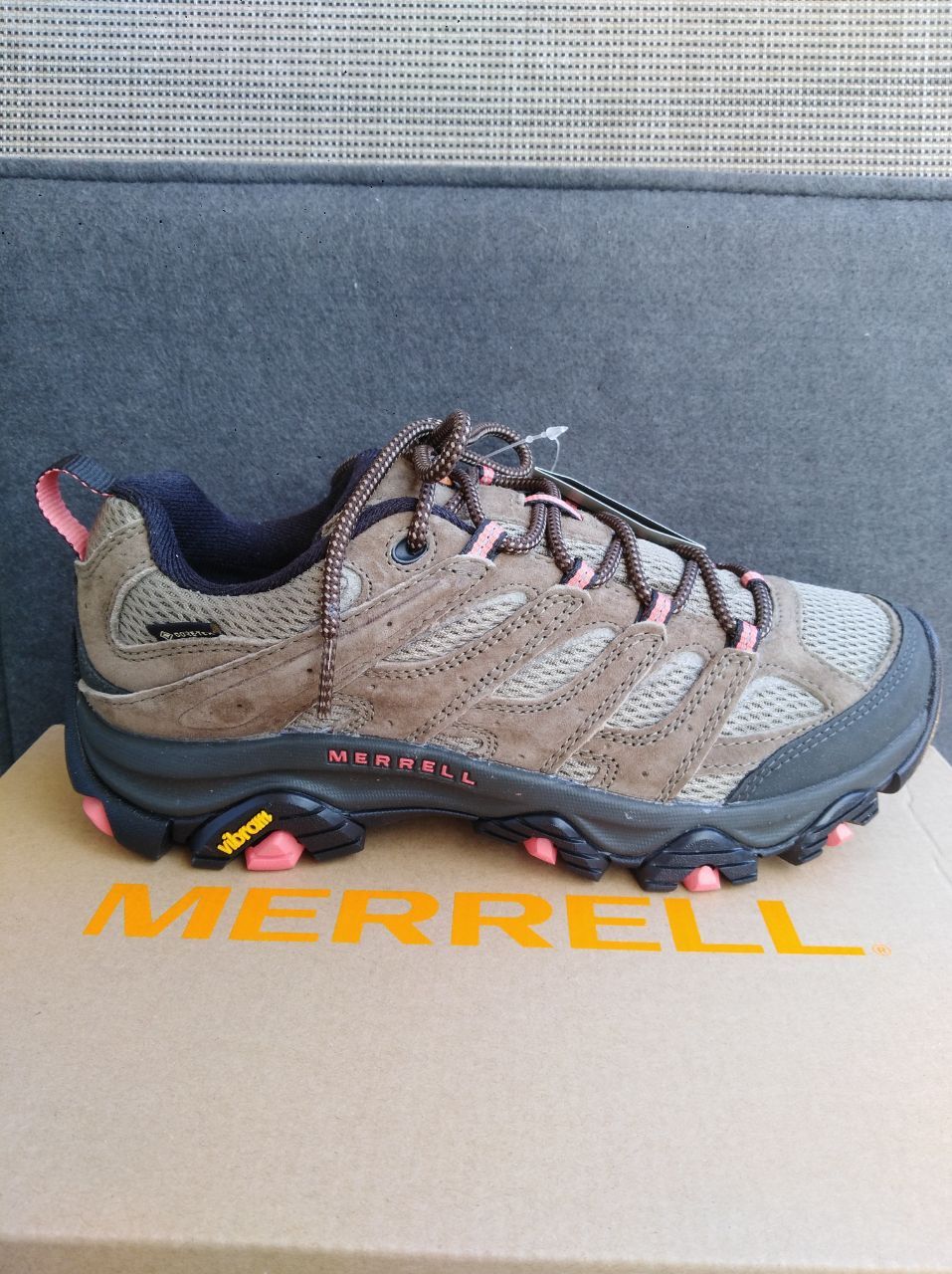 Кросівки жіночі Merrell Moab 3