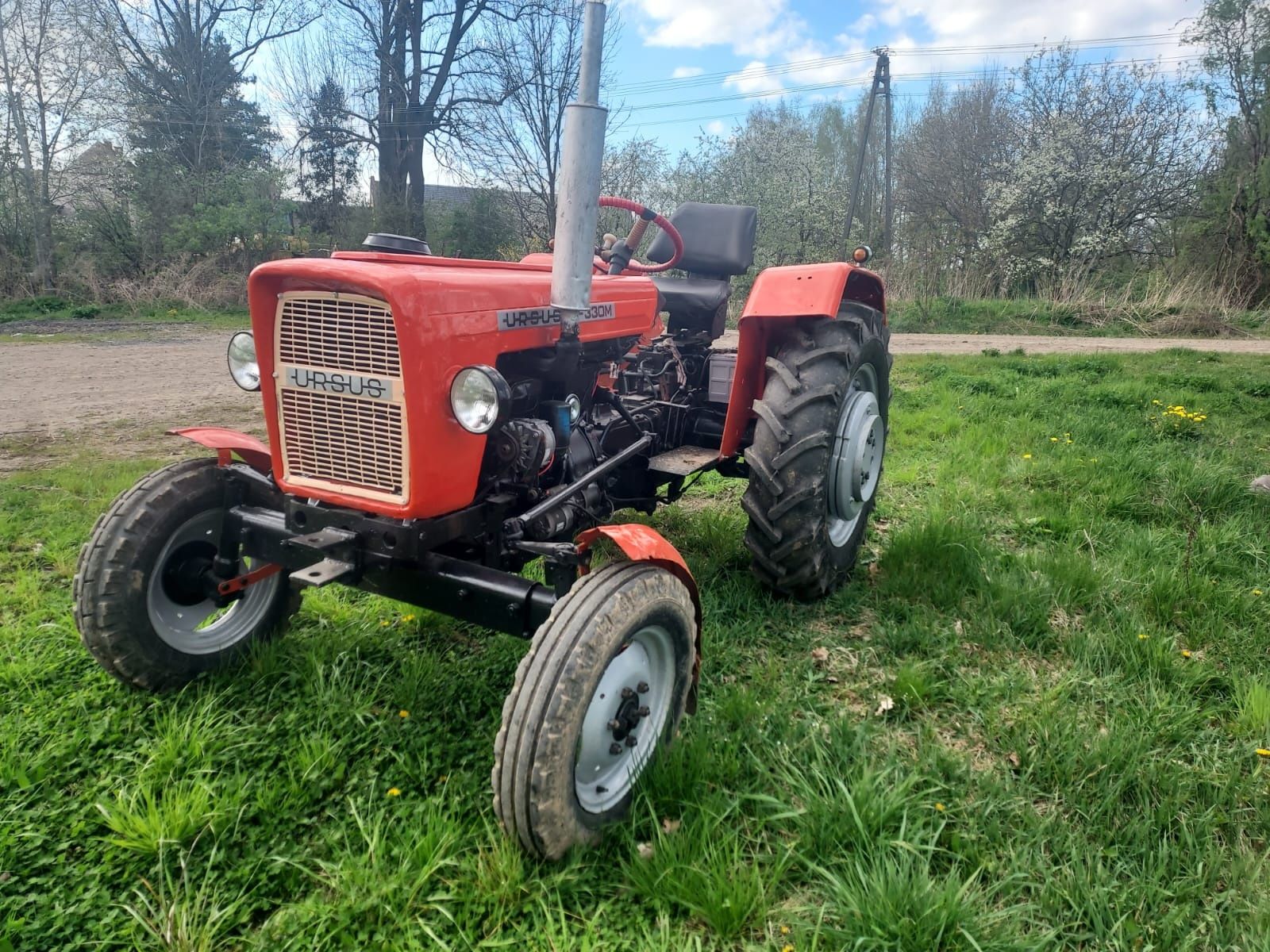 Ciągnik rolniczy Ursus C-330M traktor trzydziestka c 330