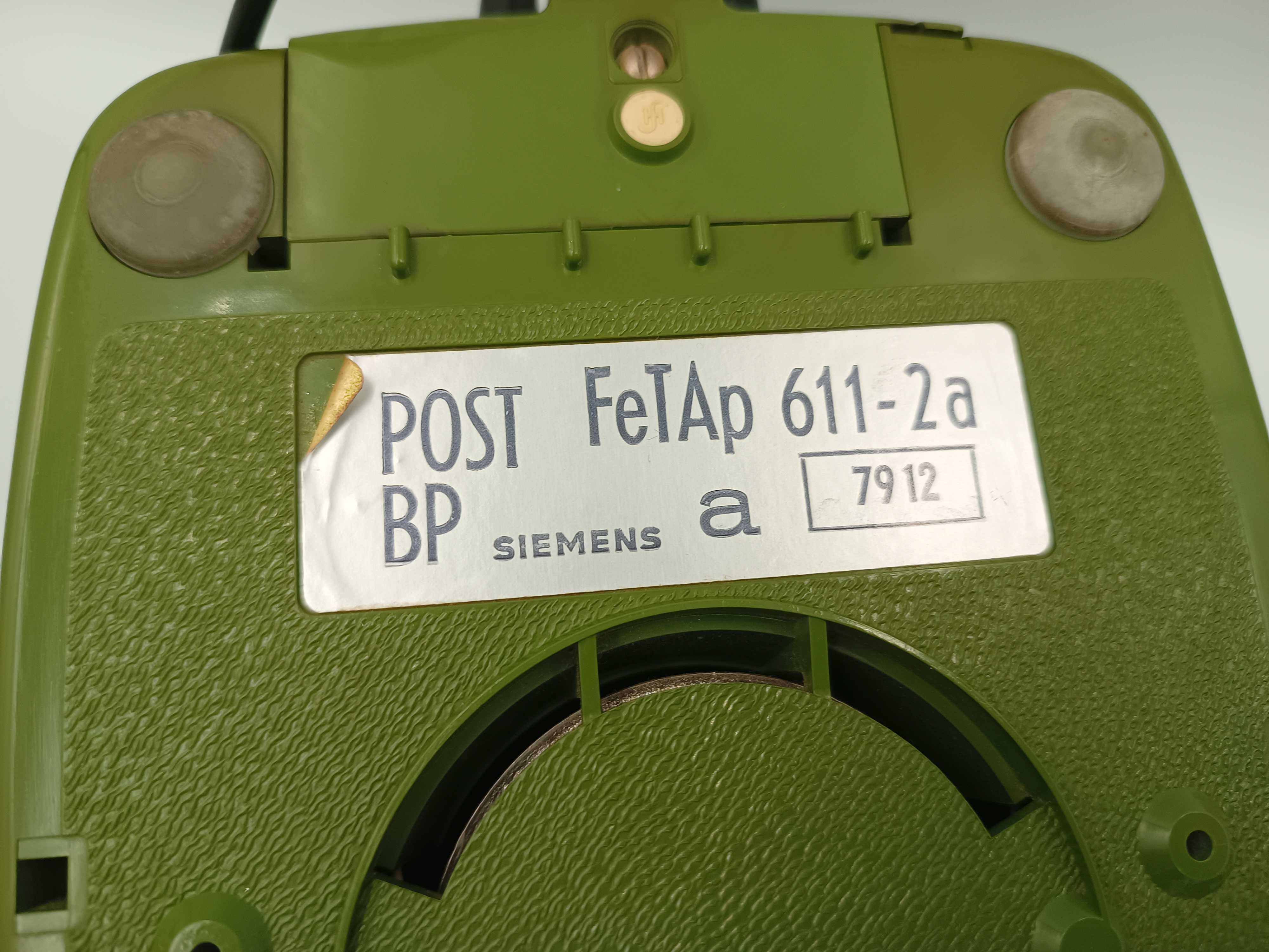 Analogowy telefon Siemens FeTAp 611-2a z tarczą