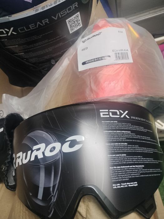 Capacete RuRoC,NOVO. M/L Serra Circular. Edição limitada