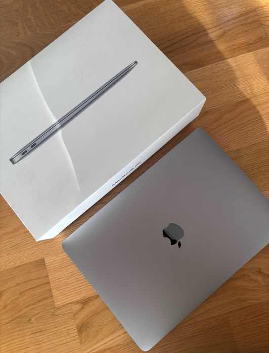 MacBook Air 13” z chipem Apple M1 (2020)