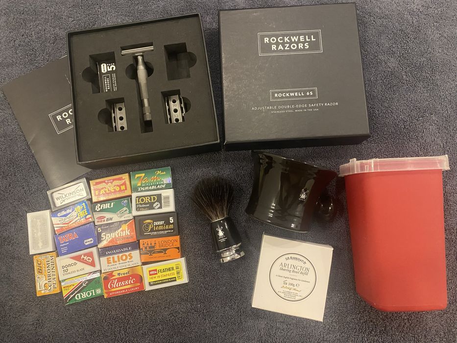 Станок Rockwell 6s, чаша та помазок Muhle, мило Arlington, леза