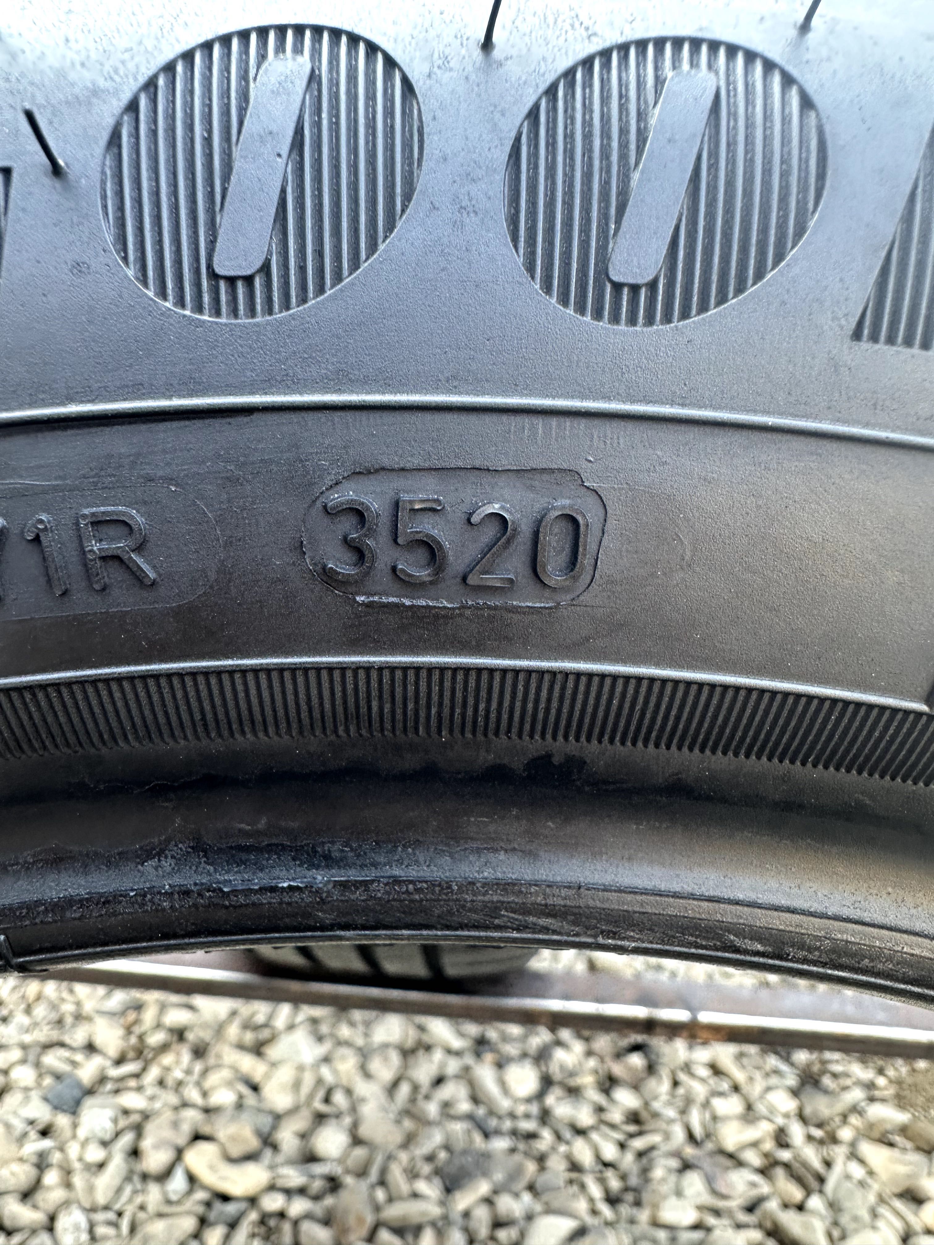Літні шини 215 55 R18 95H Goodyear Efficient Grip.  2020р