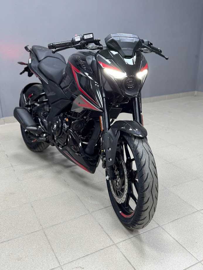 Мотоцикл BAJAJ Pulsar N250 2025