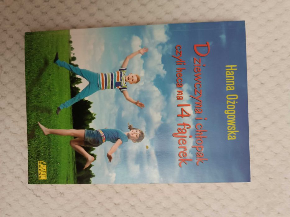 "Dziewczyna i chłopak" Hanna Ożogowska