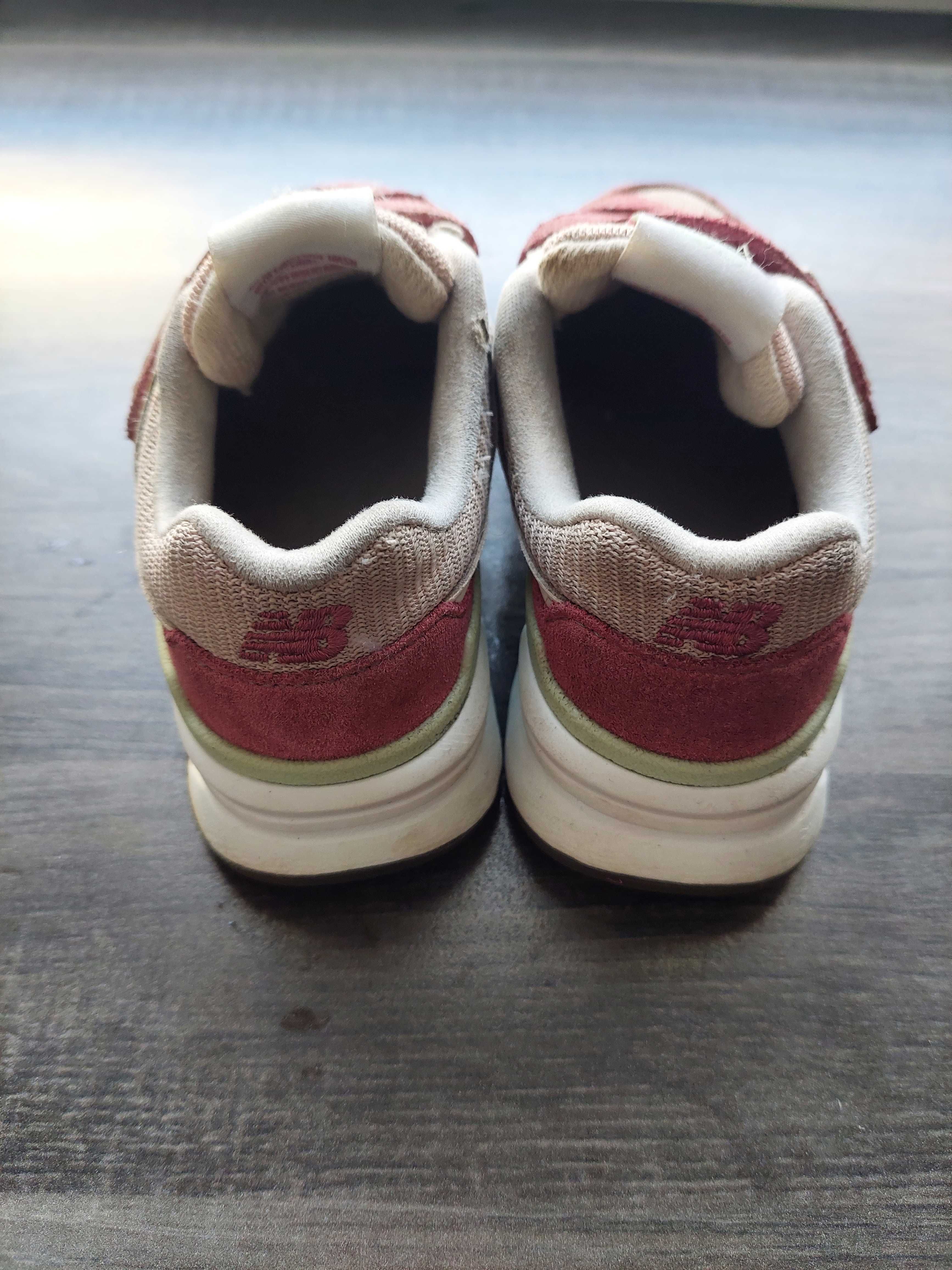 Sneakers NEW BALANCE 997H dla dziewczynki r. 29