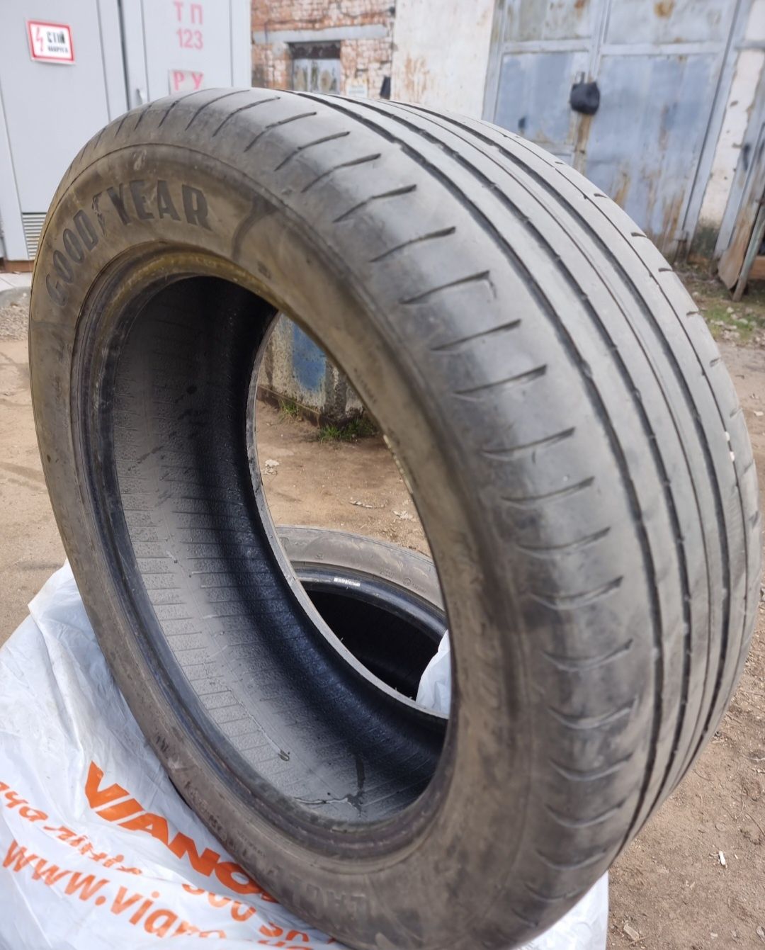 Goodyear Гудієр Резина 285/45r20 Ауді Q7