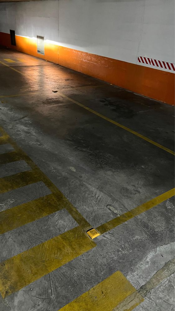 Vendo Lugar de Garagem (Benfica)