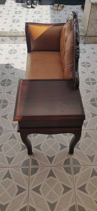 Banqueta de telefone classica