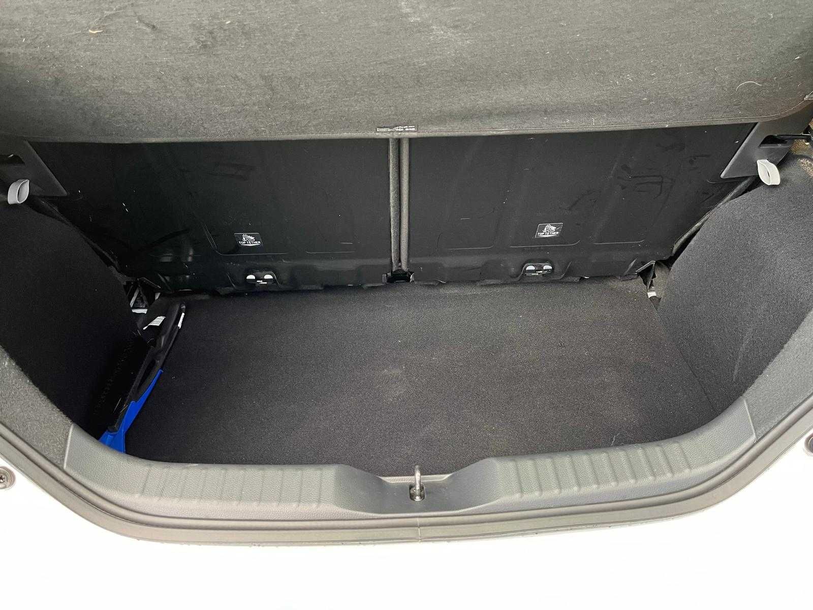 Wypożyczalnia Toyota Aygo X wynajem  ** Rentaro **