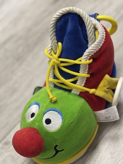 Бояскальце на коляску башмак інтерактивна іграшка