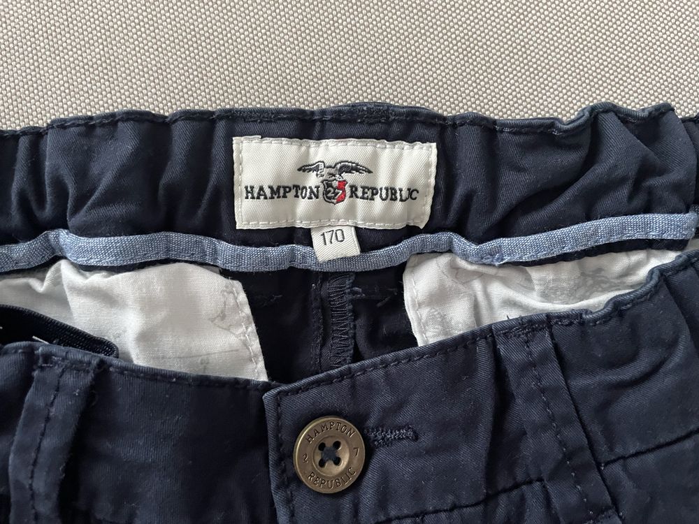 Spodnie materiałowe Hampton Republic, na 170 wzrostu