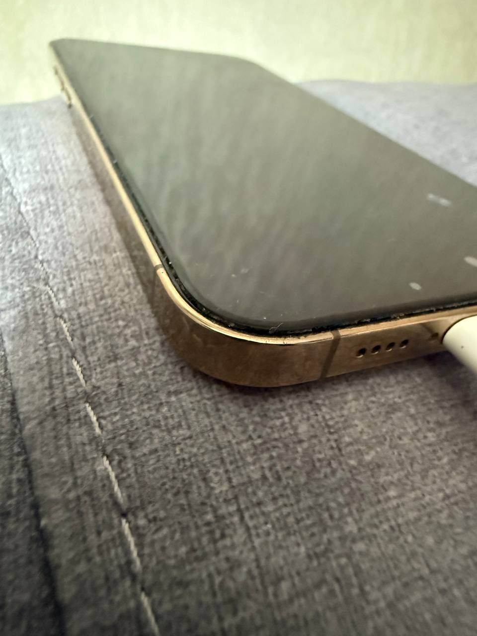 Продам IPhone 12 pro max 256