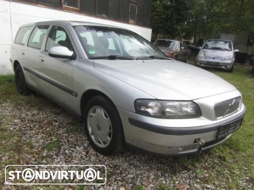 Volvo V70 do ano de 2000 a 2007