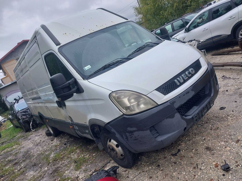 Posiadam czesci iveco daily 3 euro 4  2008r  3.0hpi  blizniak