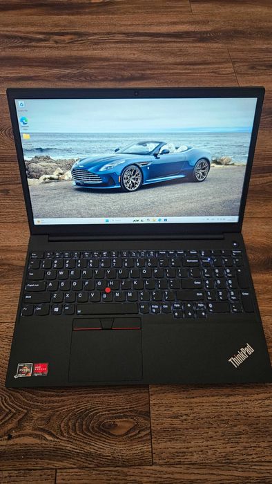 Ноутбук Lenovo ThinkPad E15 Gen 2 / Ryzen 7 4700U / 16GB RAM /256 SSD