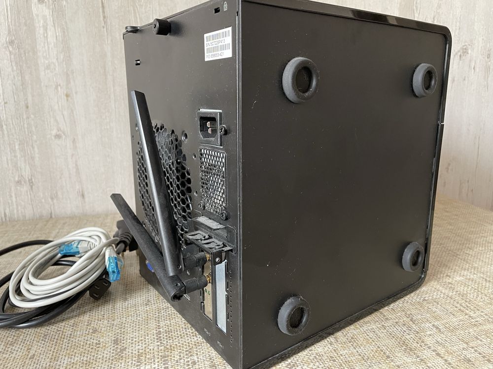 HP ProLiant microserver N40L сервер/NAS на 4 3,5" HDD