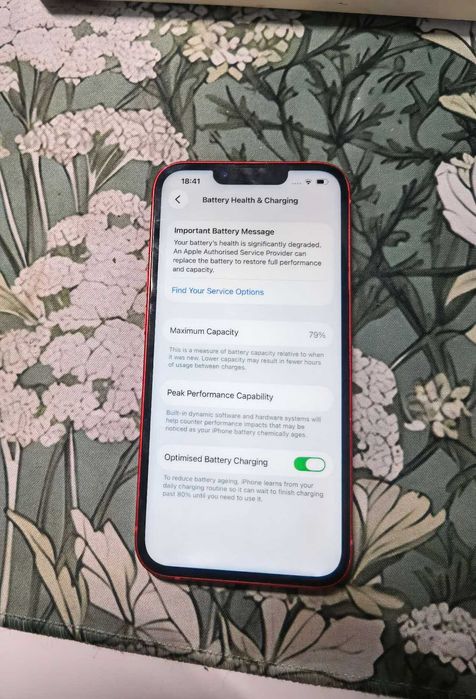 iPhone 13 128GB red with carrier lock