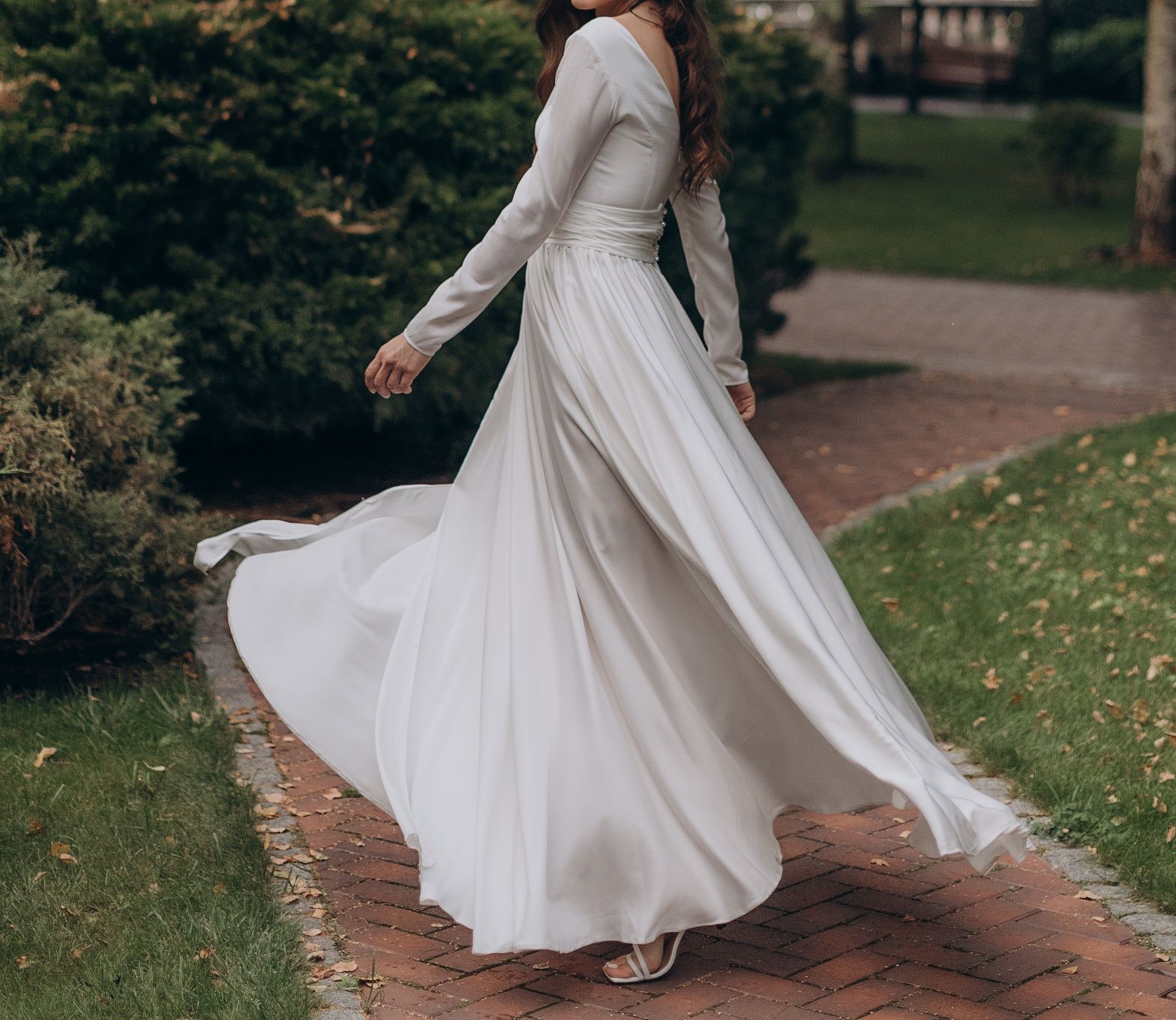 Чарівна весільна сукня від Olya Mak