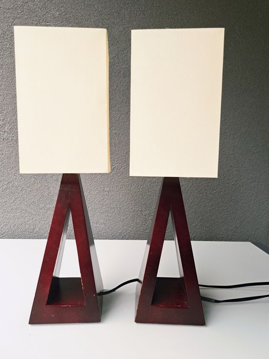 Lampka nocna trójkątna geometryczny design mahoń E14 - Eleganckie 2szt