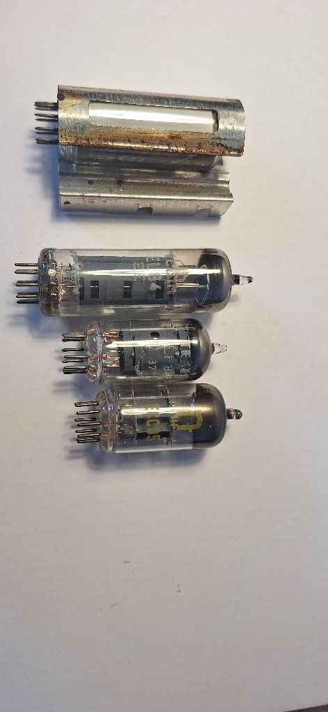 Lampy elektronowe PRL