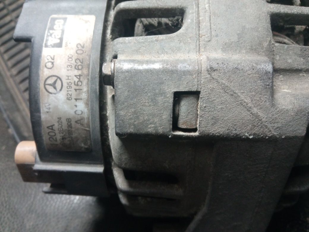 Продам генератор valeo A0111546202