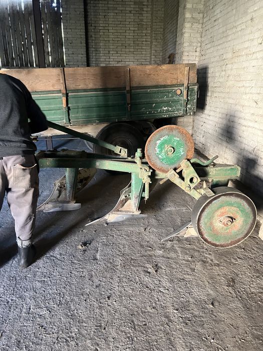 Плуг 3х30 плужок