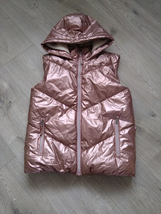 Безрукавка -жилетка для дівчинки 11-12 р