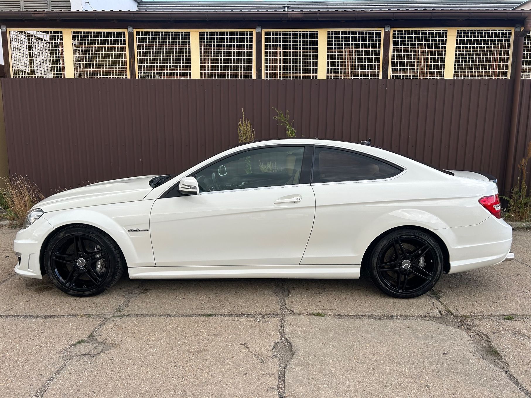 Mercedes-Benz Klasa C Mercedes c63 amg coupe