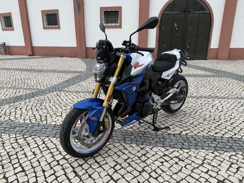 BMW F 900 R Style Sport Edition