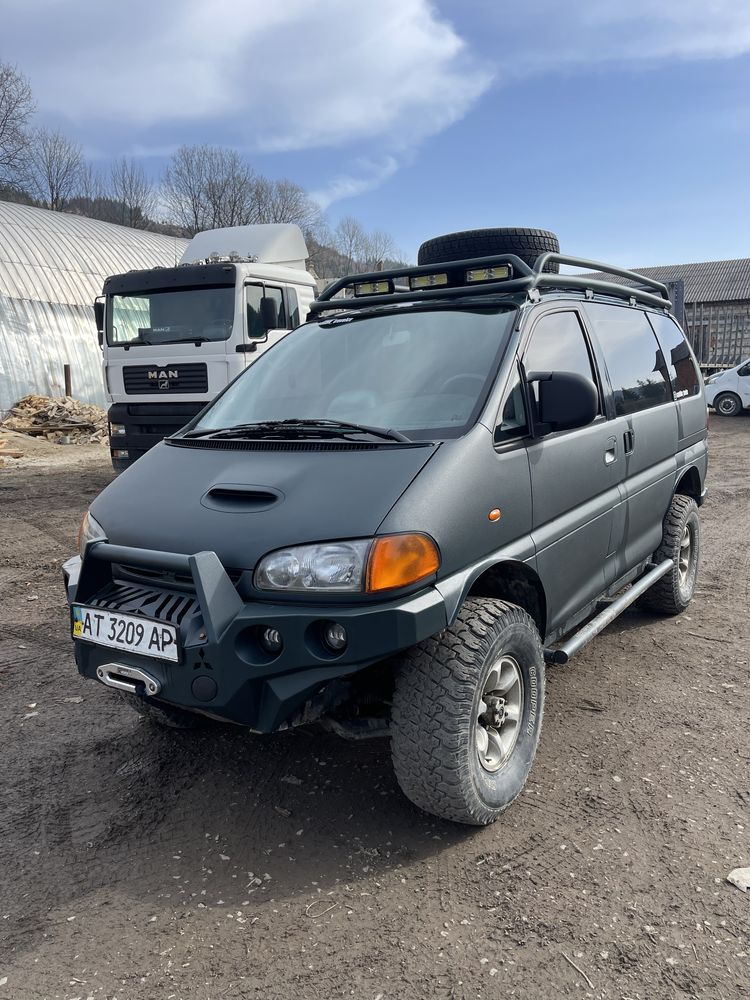 Mitsubishi Delica