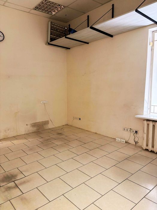 Без % Фасадне приміщення 64м.кв. Окремий вхід. Вул.Володимирська 81