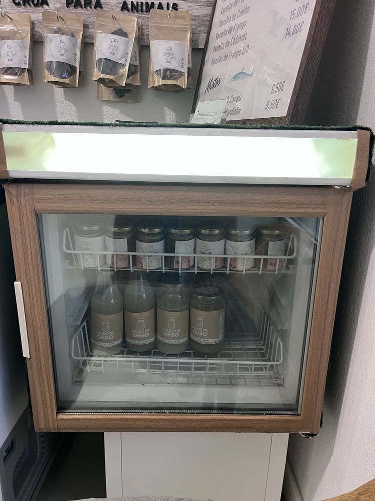 Arca congeladora com vitrine