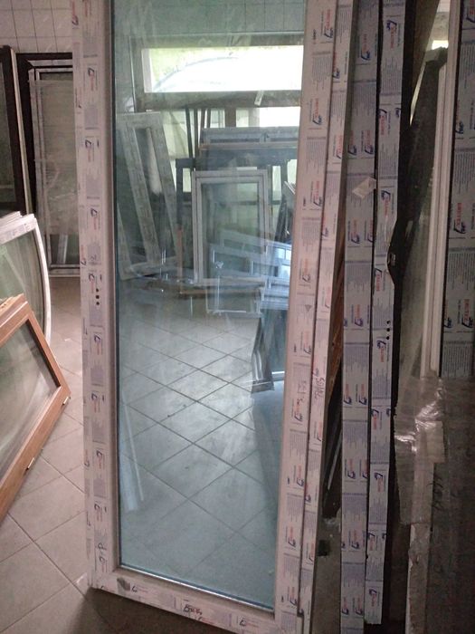 Drzwi balkonowe uzywane kolor