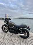 Triumph Street Twin 900