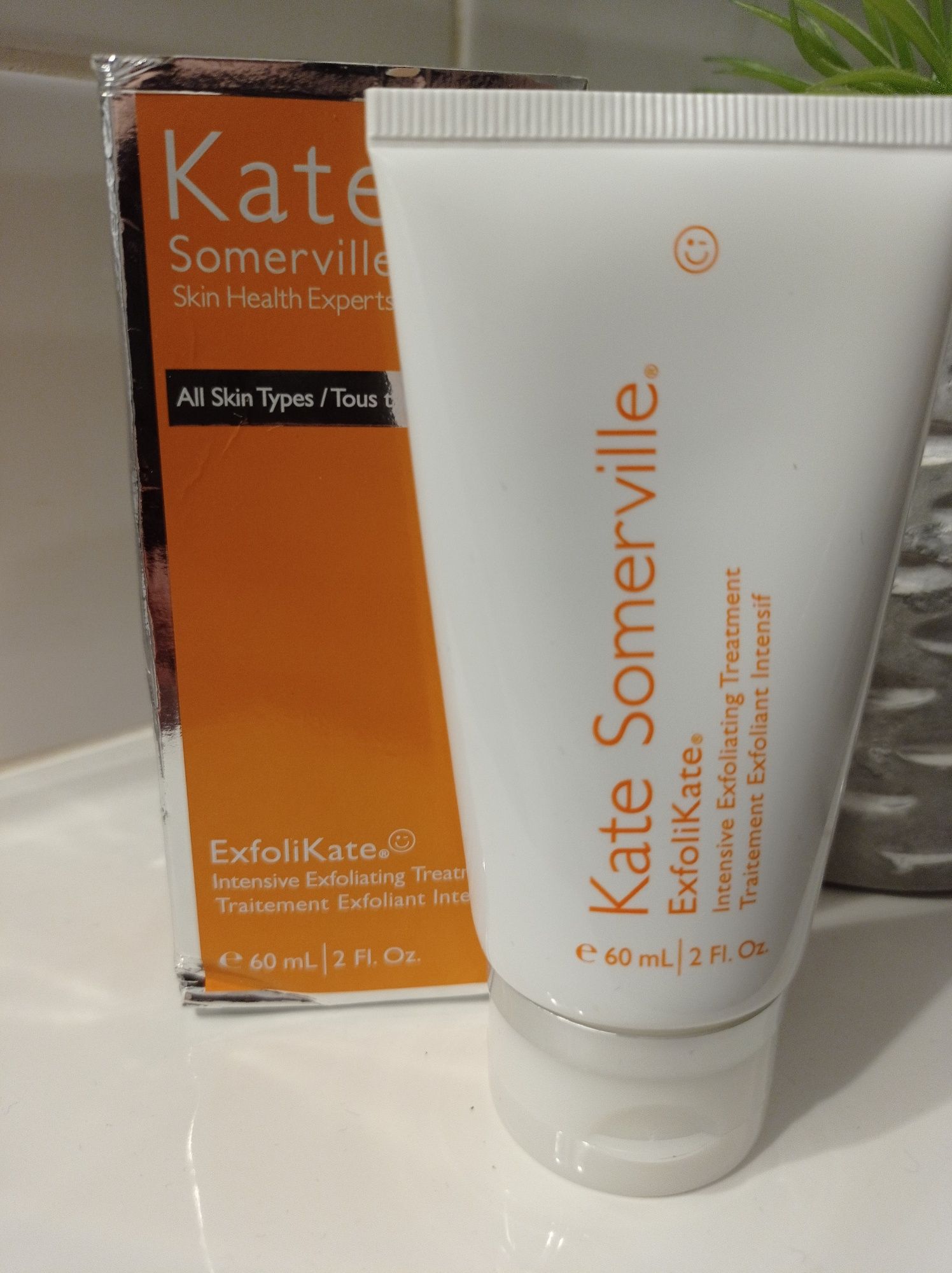 Kate Somerville peeling do twarzy