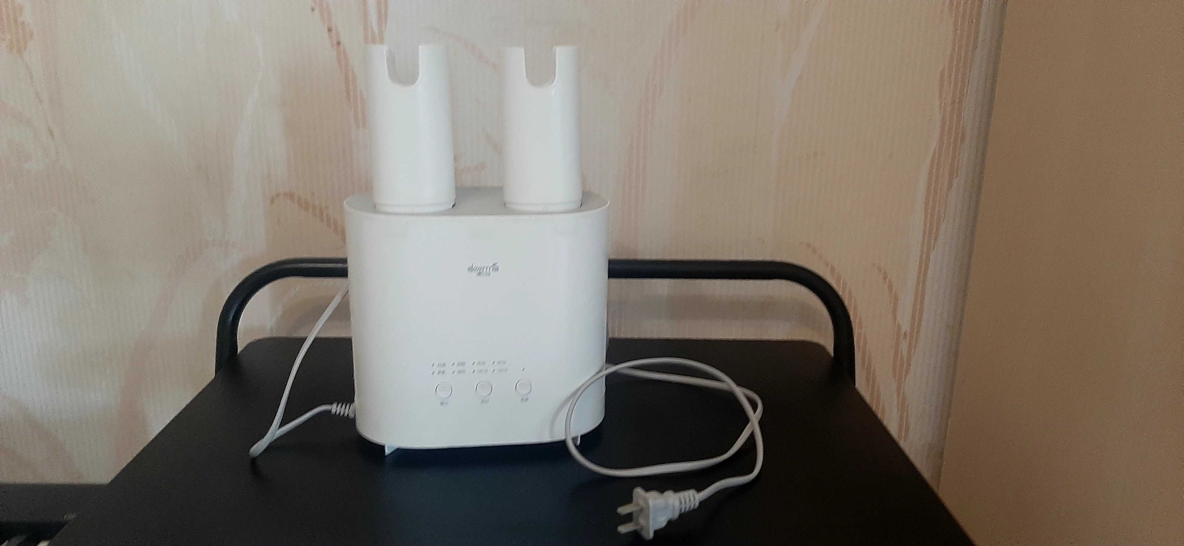 Електросушарка з озонуванням для взуття Deerma DEM-HX10W