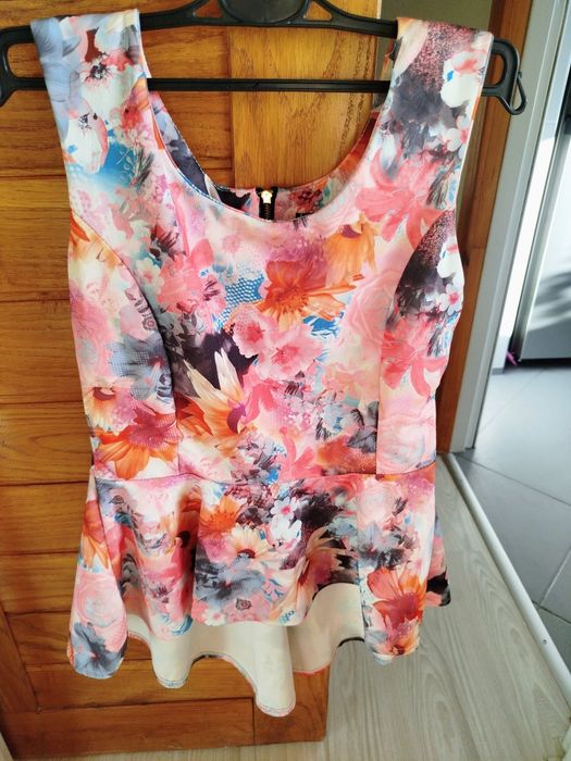 Bluzka na ramiączkach