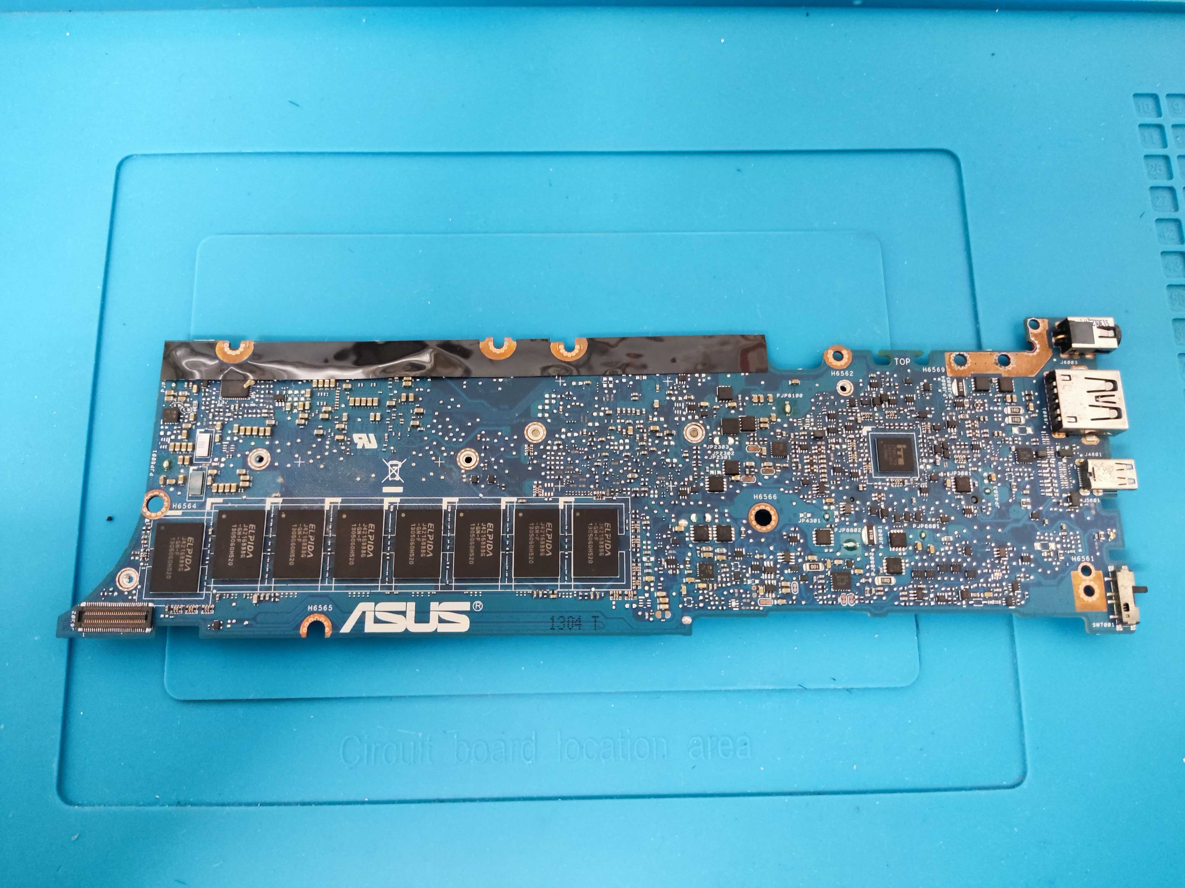 Motherboard ASUS TAICHI21 I7-3537U 4 GB