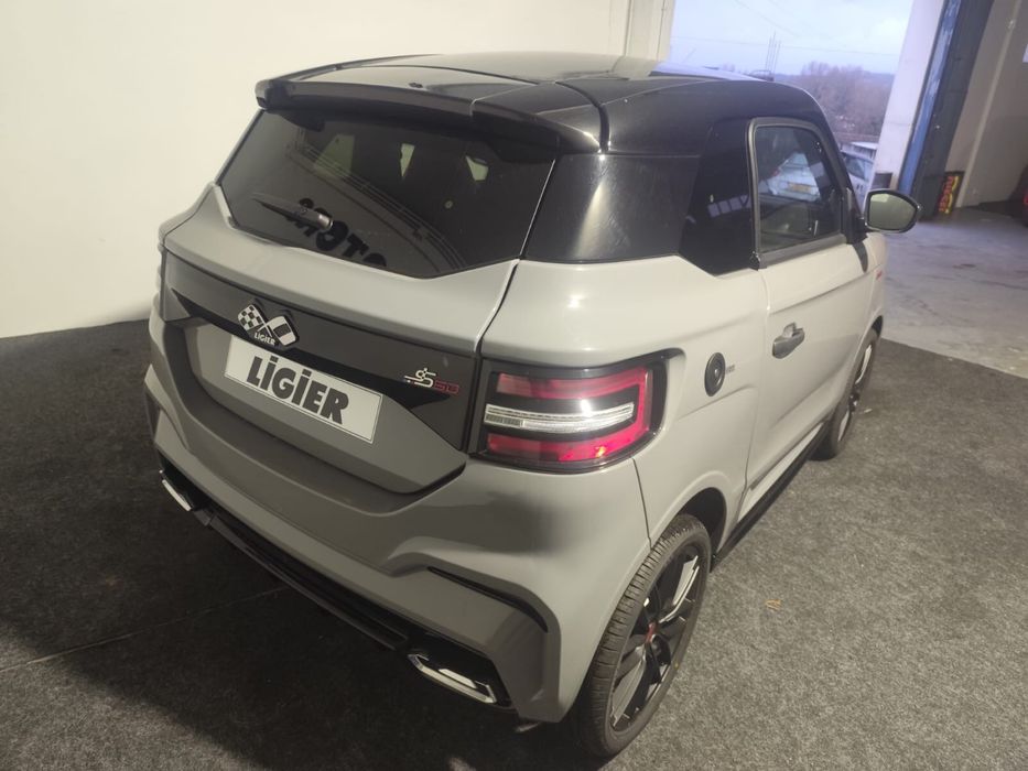 Ligier JS50 Microcarro