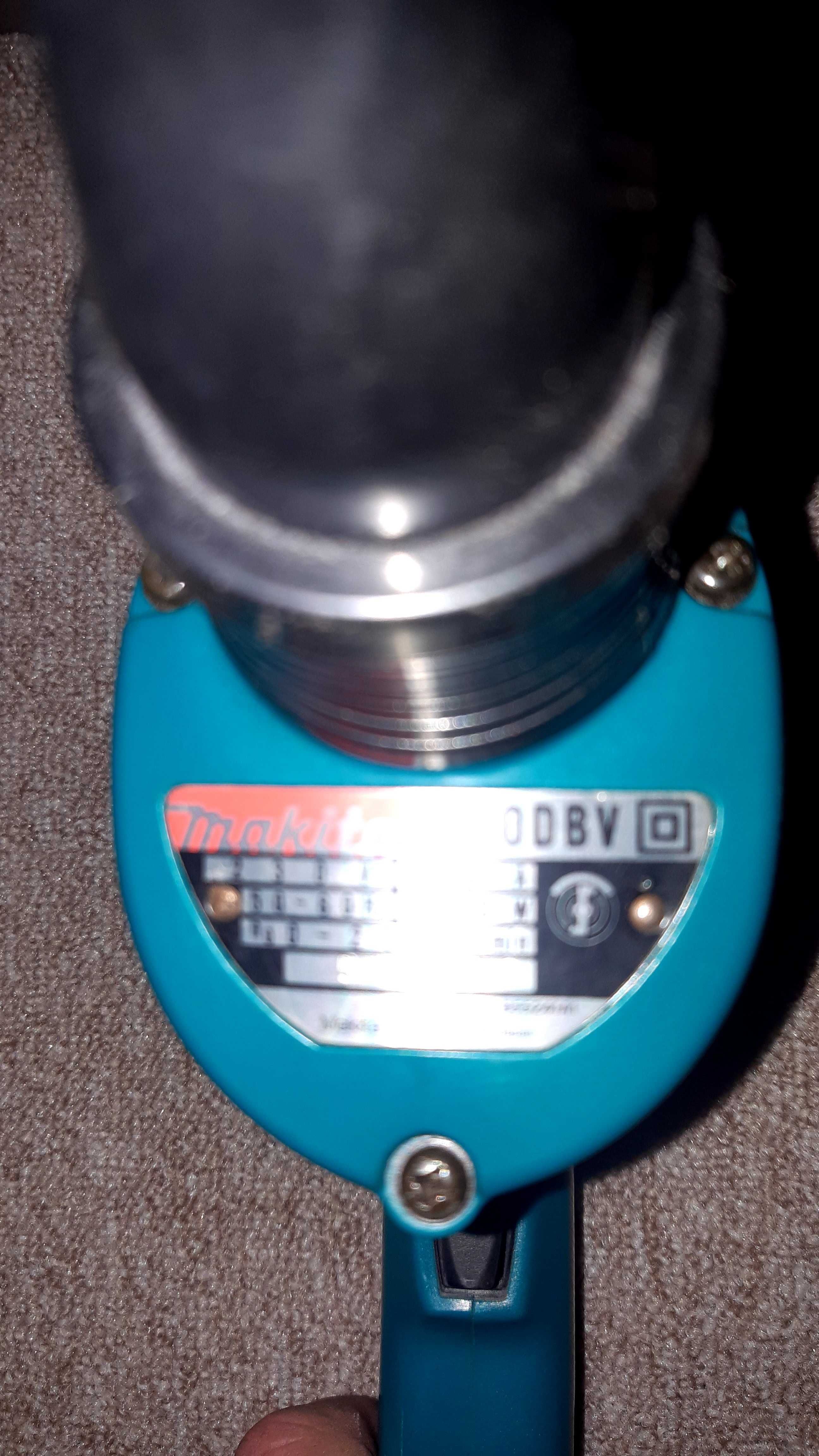 Sprzedam Wkrętarkę Makita 6800 DBV