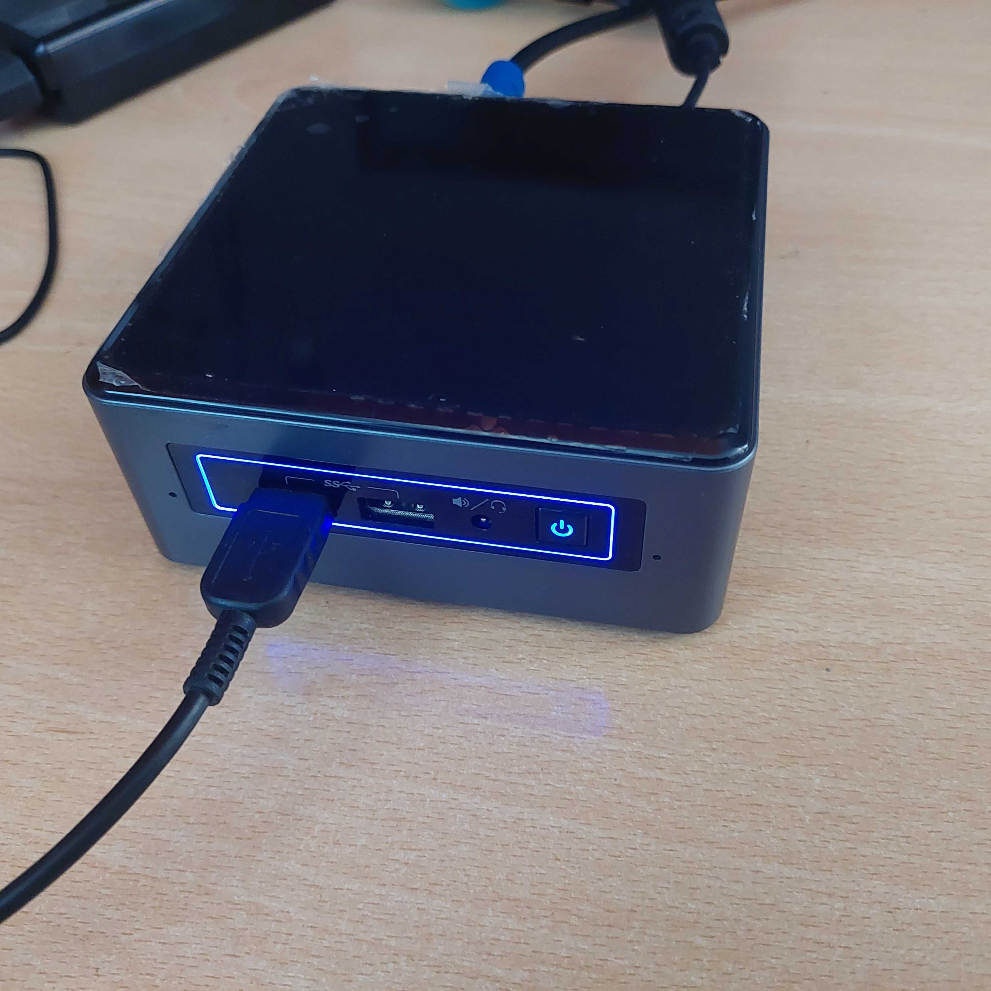 Mini komputer Intel Nuc6CAY