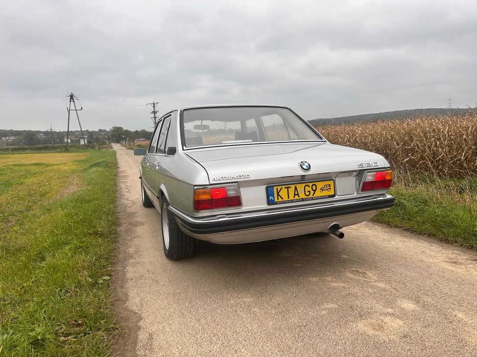 BMW Seria 5 Bmw 520 e12 ładny stan zabytek żółte tablice