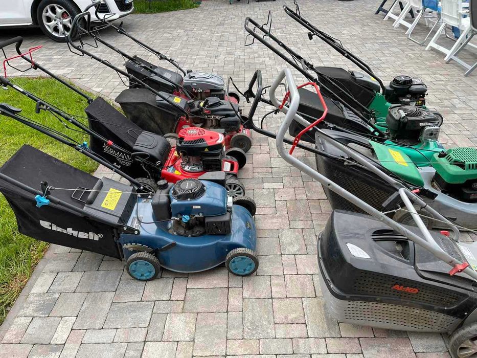 Бензинова газонокосарка з Німеччини