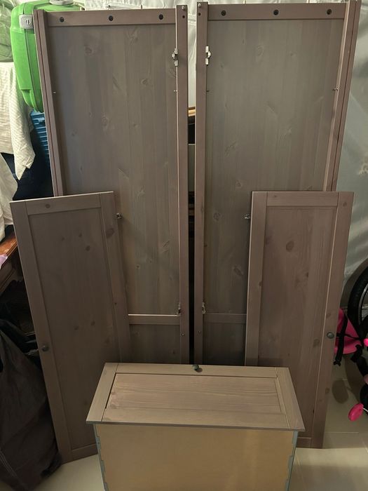 Roupeiro IKEA crianca