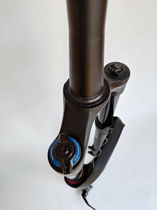 Amortyzator Rock Shox Revelation RC 27,5'' 130 mm, nowy (783)